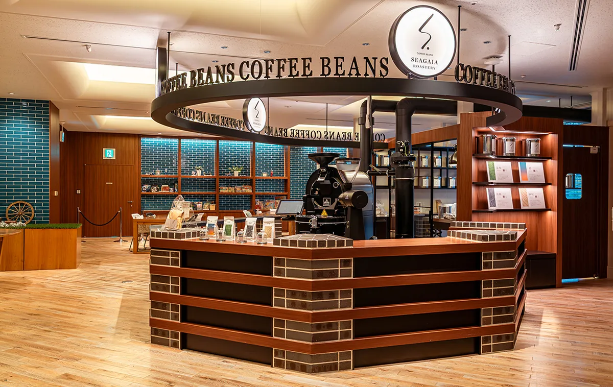 SEAGAIA ROASTERY store equipped with a coffee roaster