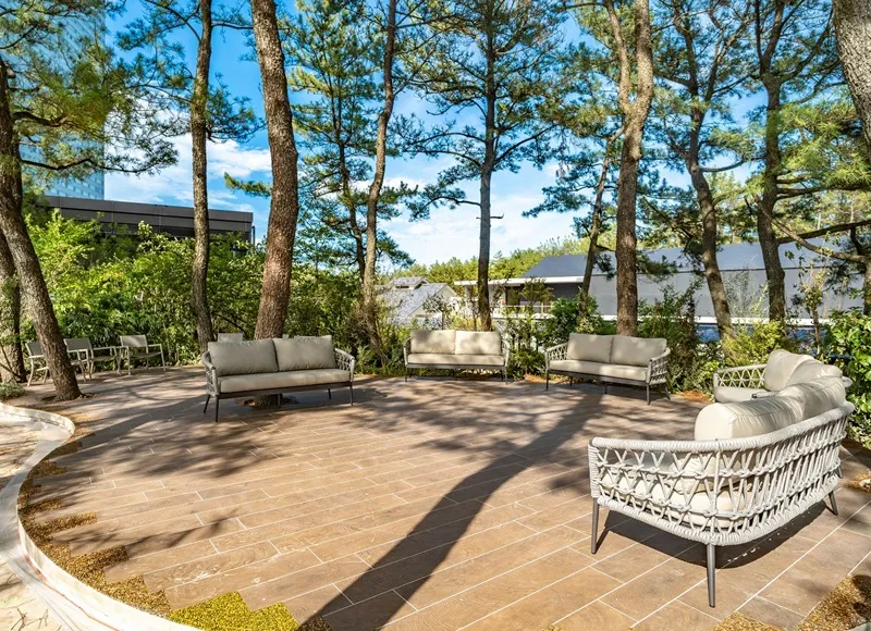 CG rendering of the completed relaxation terrace adjacent to the splash area.