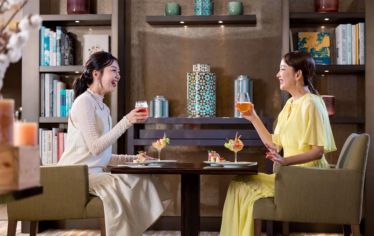 Women chatting in the club lounge